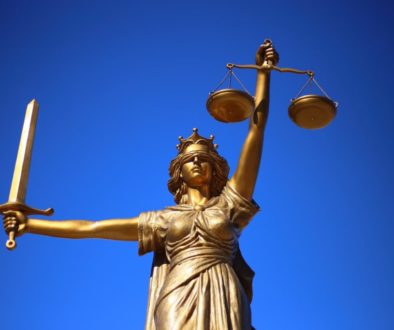 justice-g2194782a4_1920